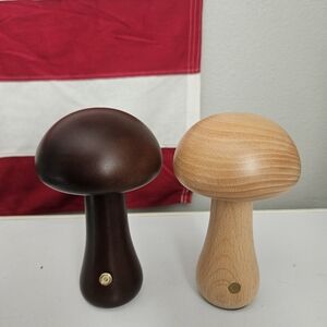 Wooden Mushroom Shakers Set - Dark Brown & Natural
